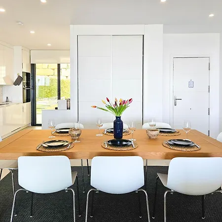 アパート Modern 2 Bed Ground Floor Cortesin